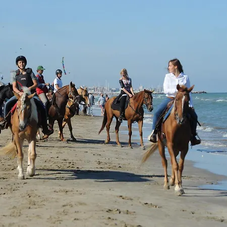 Casadei Sweet Design & Relax - Parking